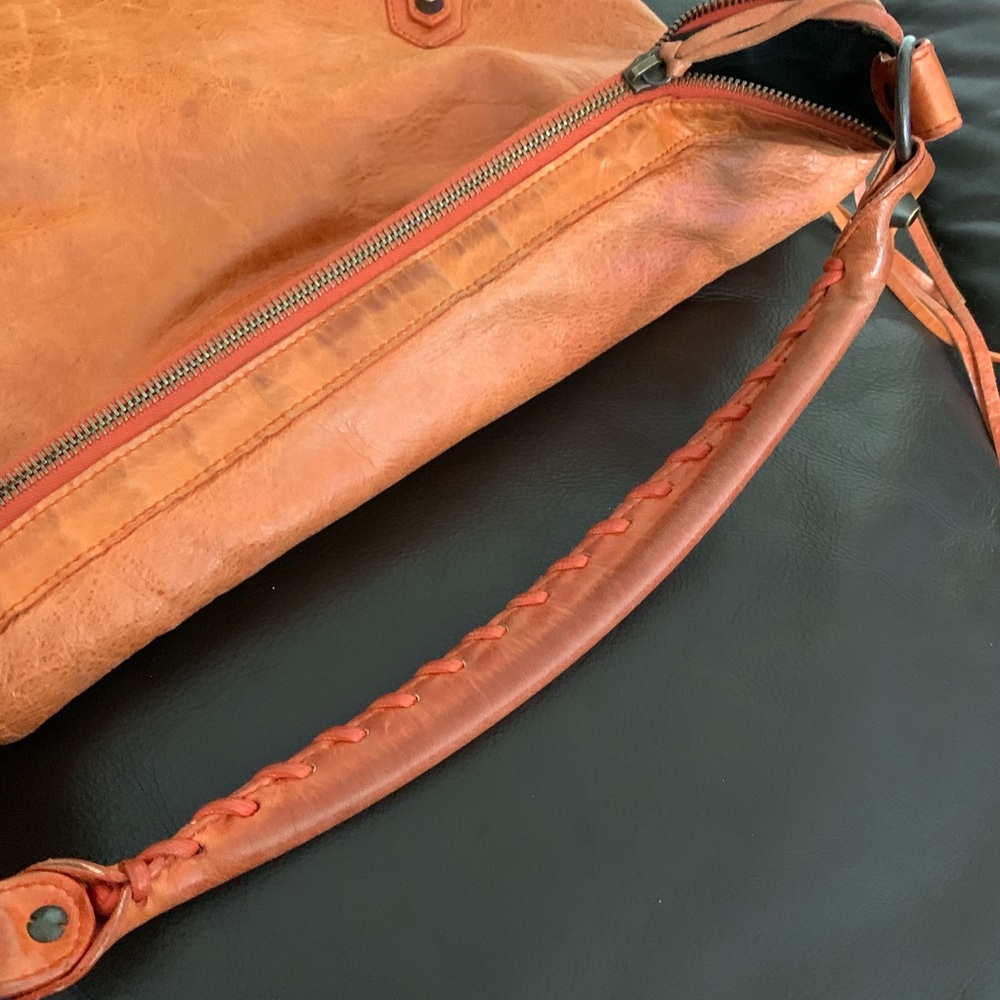 Balenciaga Day Bag ⭐️ Authentic - Picture 6 of 12